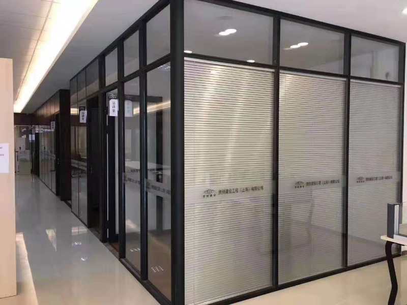 玻璃隔斷